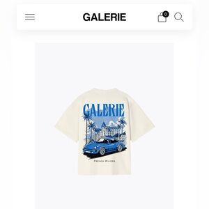 Oversized Riviera T-Shirt-a ribbed crewneck collar and in-house designed graphic